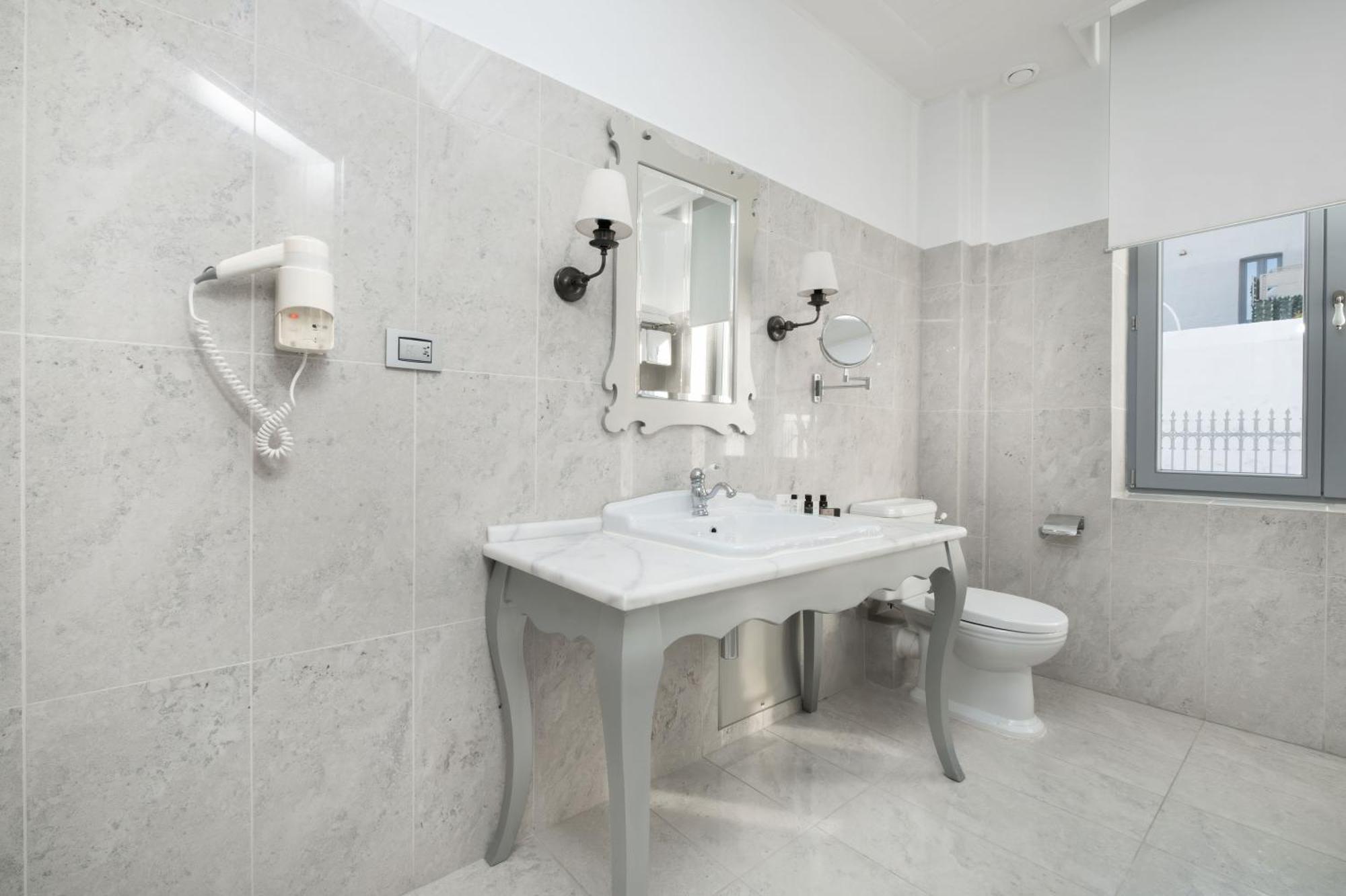 Micra Anglia Boutique Hotel & Spa Ándros Eksteriør billede