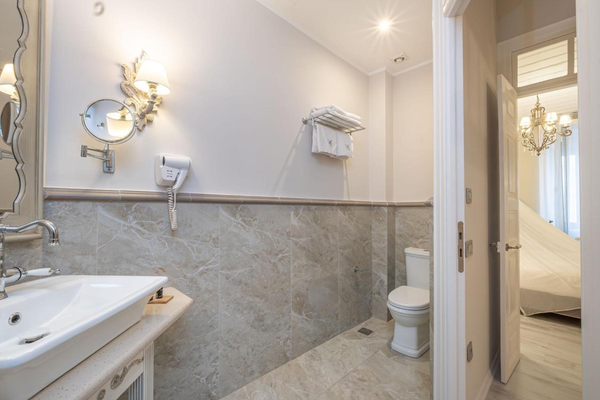 Micra Anglia Boutique Hotel & Spa Ándros Eksteriør billede