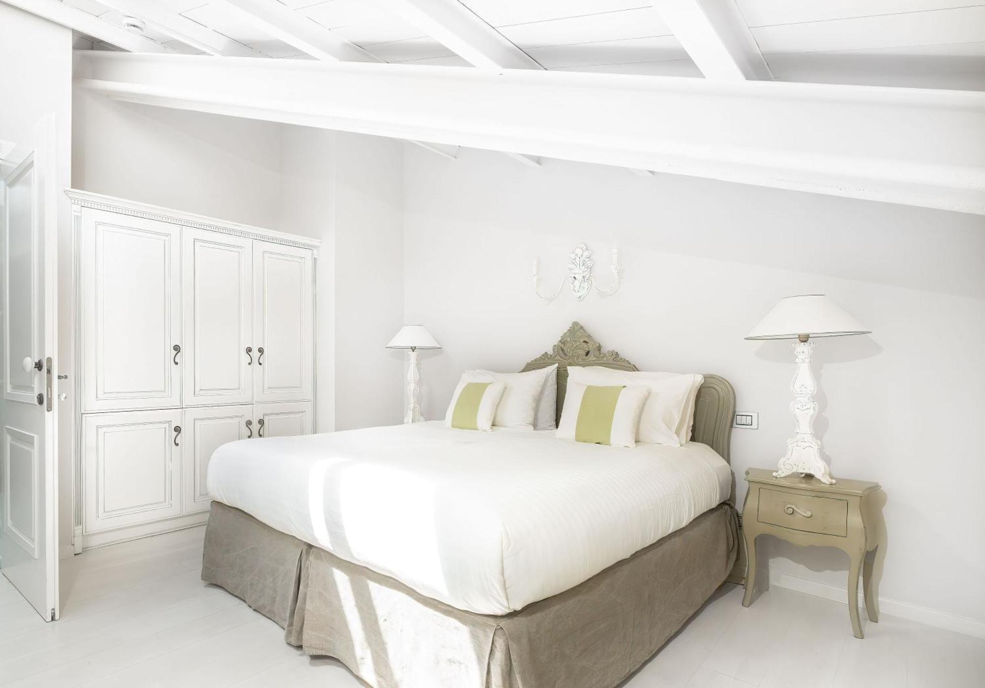 Micra Anglia Boutique Hotel & Spa Ándros Eksteriør billede